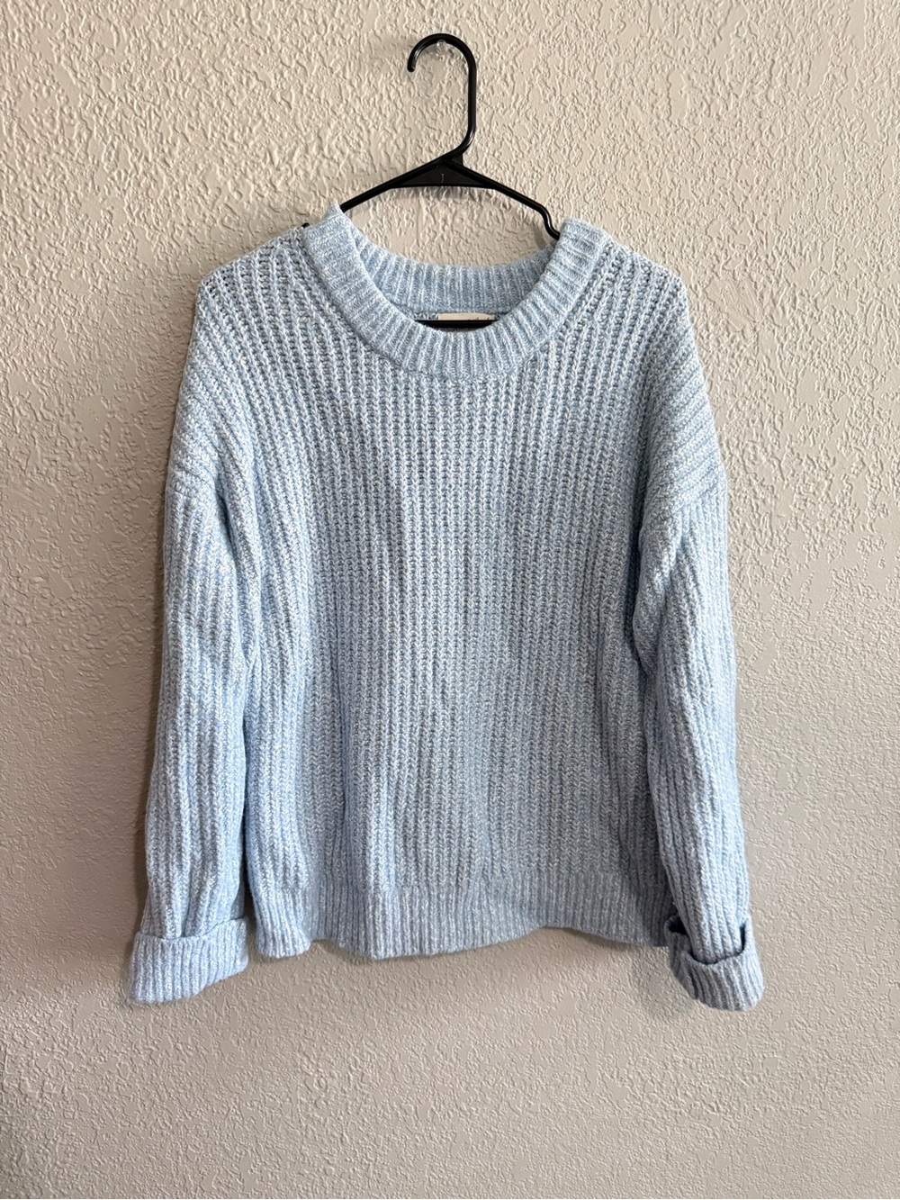 Universal Thread Pale Blue Marled Chunky Knit Sweater